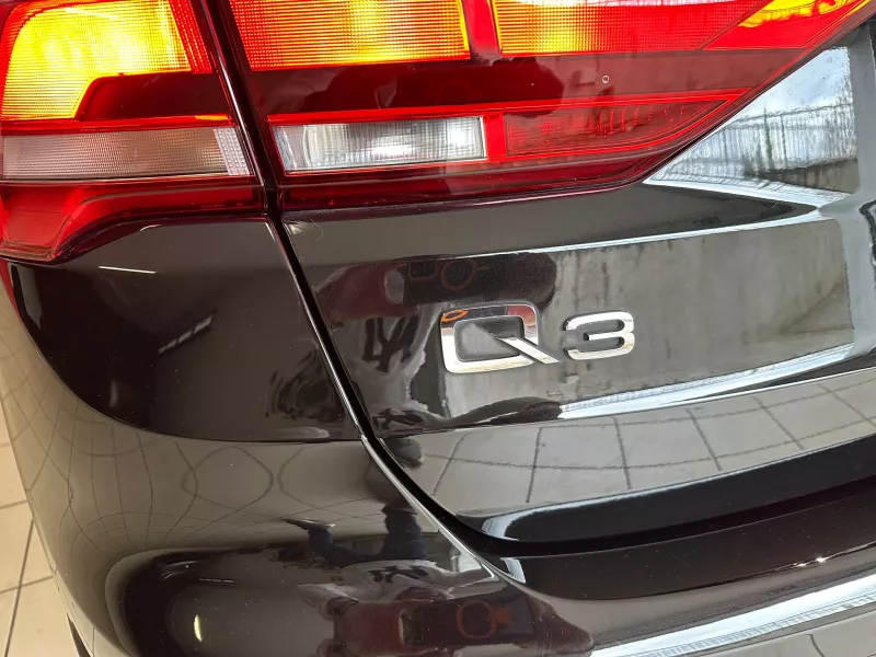 AUDI Q3 35 TDIS TRONIC S LINE-731