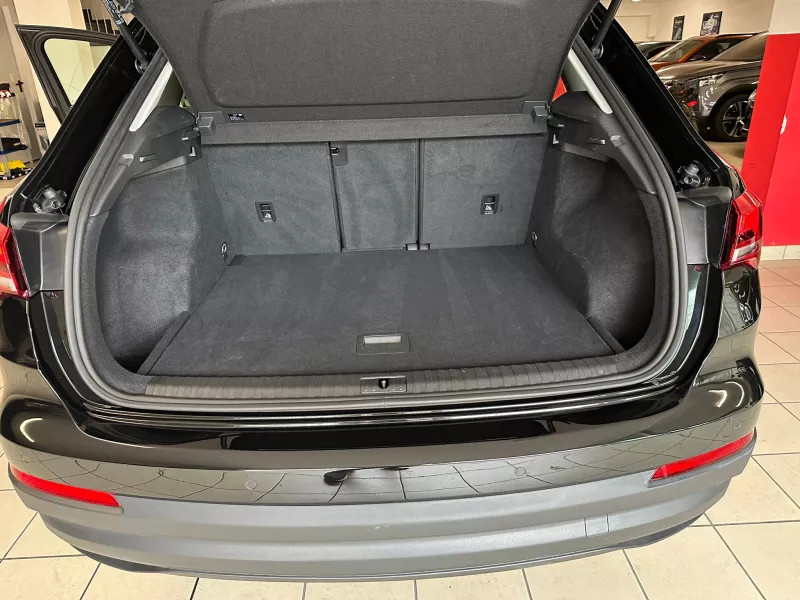 AUDI Q3 35 TDIS TRONIC S LINE-733