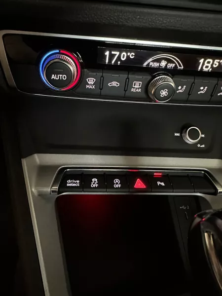 AUDI Q3 35 TDIS TRONIC S LINE-714