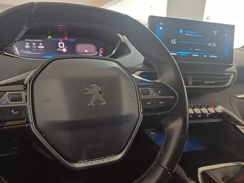 PEUGEOT 5008-963