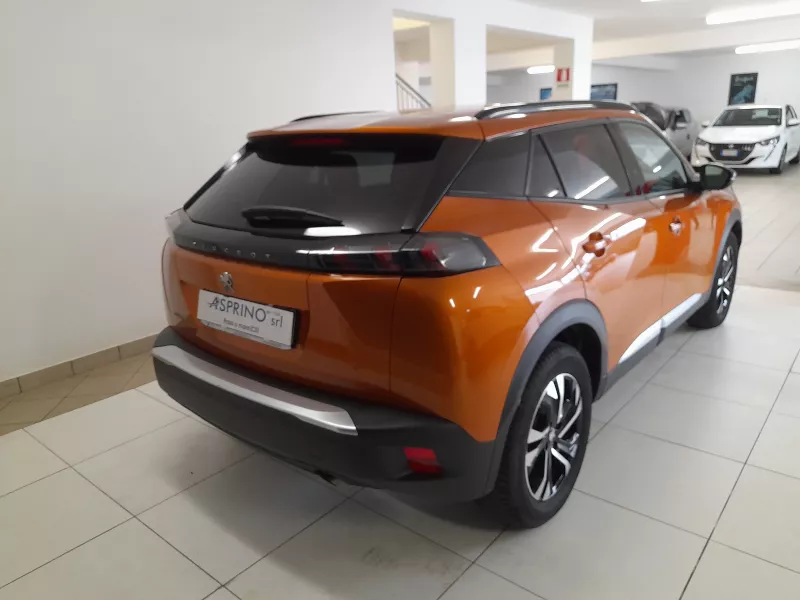 Peugeot 2008 Allure Pack 1.2 Puretech 100 cv -210