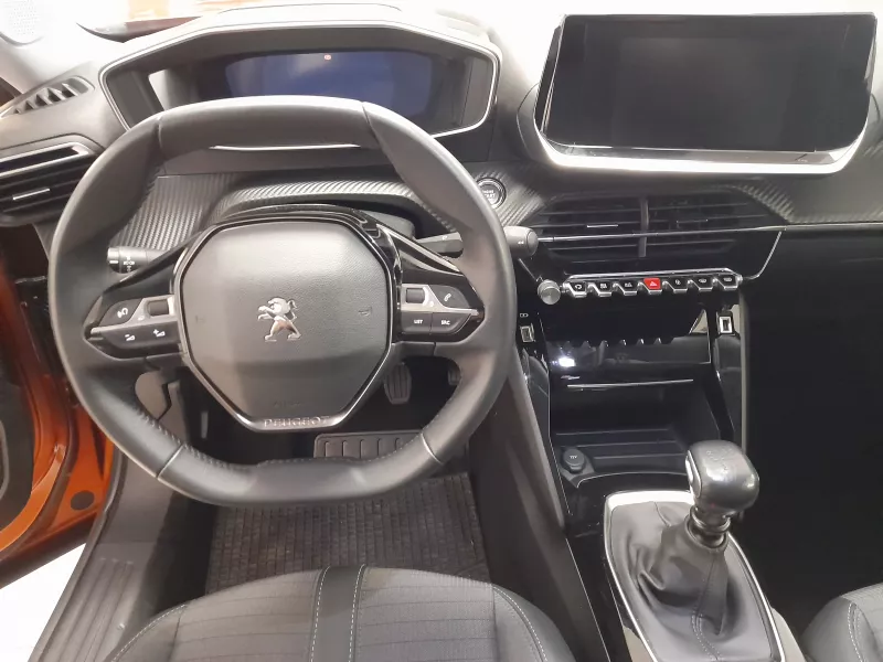 Peugeot 2008 Allure Pack 1.2 Puretech 100 cv -212
