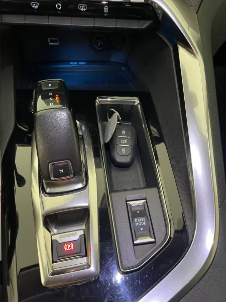 Peugeot 3008 Bluehdi 130 Eat 8 S&S allure Pack -167