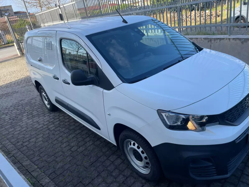 Peugeot Partner Prolungato L2-25