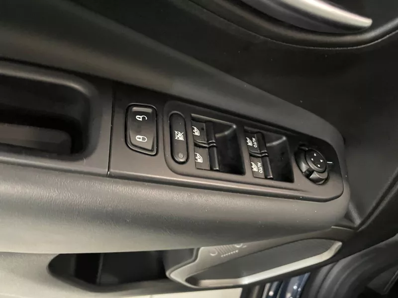 Jeep Renegade 1.6 Mjet Limited 130 CV-237