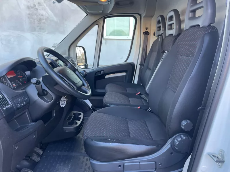 Peugeot Boxer  330 L1 H1 BLUEHDI 120 S&S-245