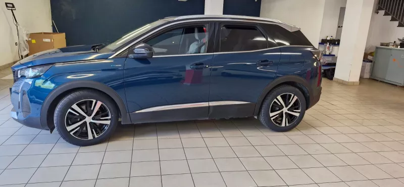 PEUGEOT 3008 1.6 HYBRID GT FULL OPTIONAL-171